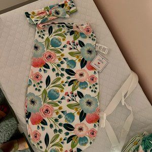 Little Millie Swaddle with Matching Bow